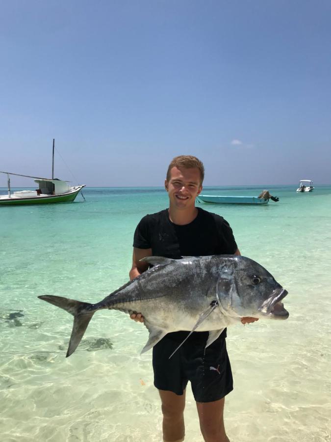 Athiriveli Hotel Thoddoo Bagian luar foto